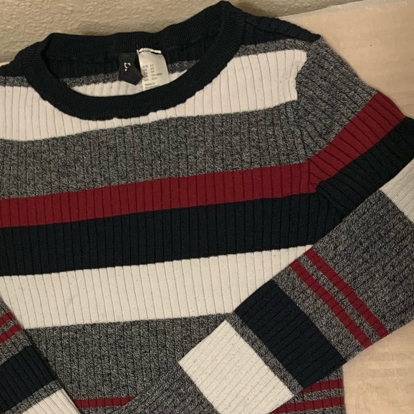 H&M Ribbed Knit Stripped Top - Picture 4 of 4